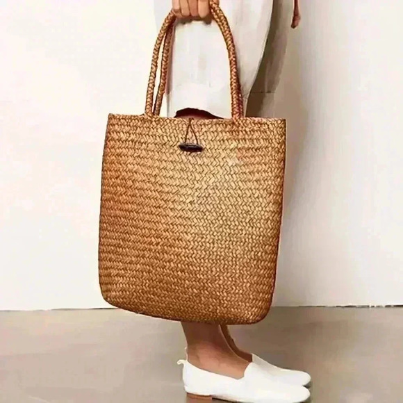 Simple Woven Straw Bag - Picture 3 of 4